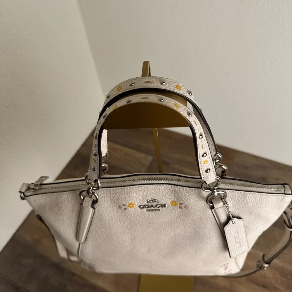 Coach Kelsey Satchel White Floral Embroidered Pebble Leather Bag F24599 - Picture 15 of 16